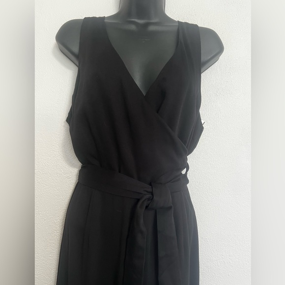 NWT bobiBLACK Los Angeles Wrap Cropped Sleeveless Jumpsuit. Size M - Picture 4 of 15